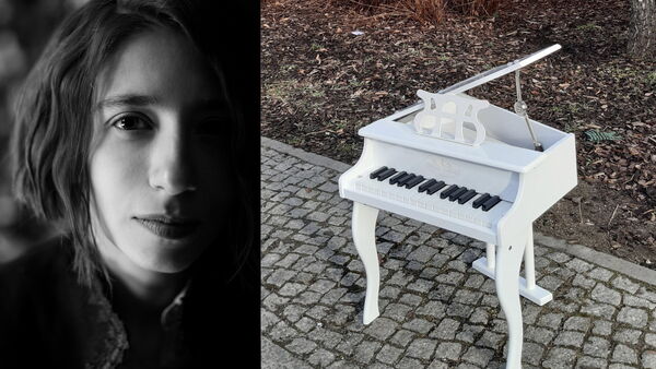 Konzertankündigung Fidan Aghayeva-Edler - PRIMAL PATTERNS, Portät von Fidan Aghayeva-Edler und ein Toy Piano