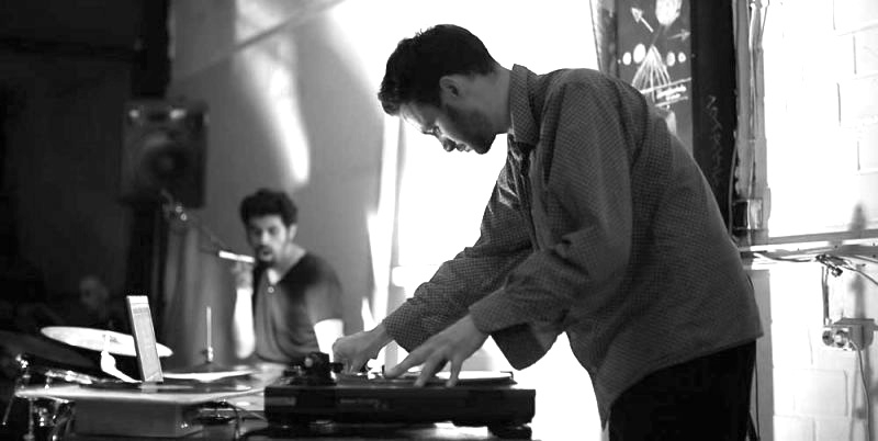 Jono Sendai und Live-Elektronik